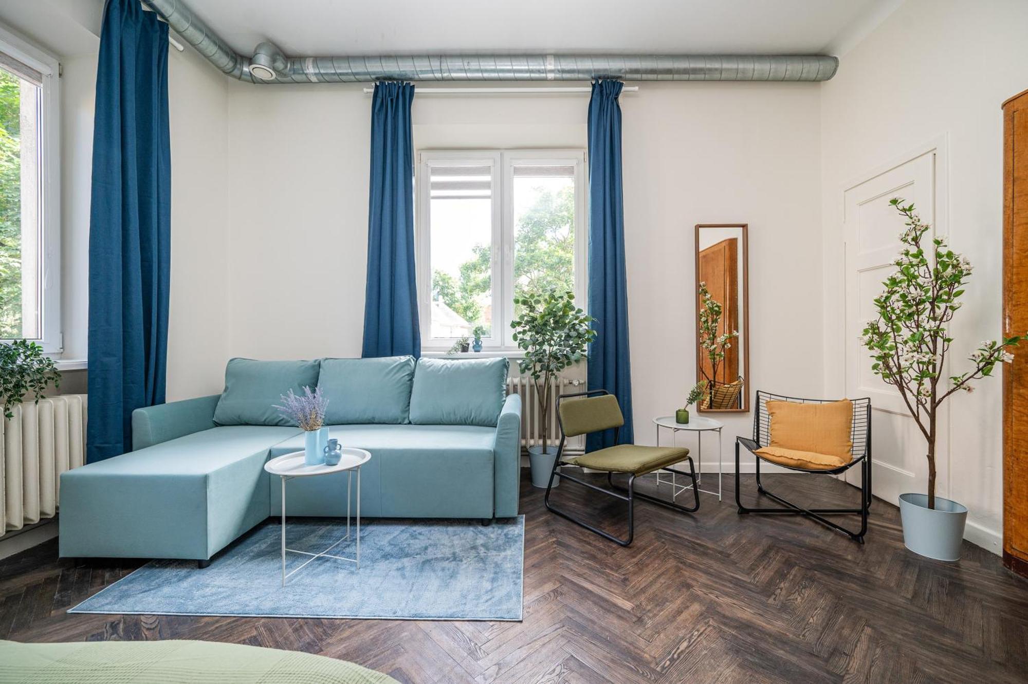 Central Avenue Residence Kaunas Bagian luar foto